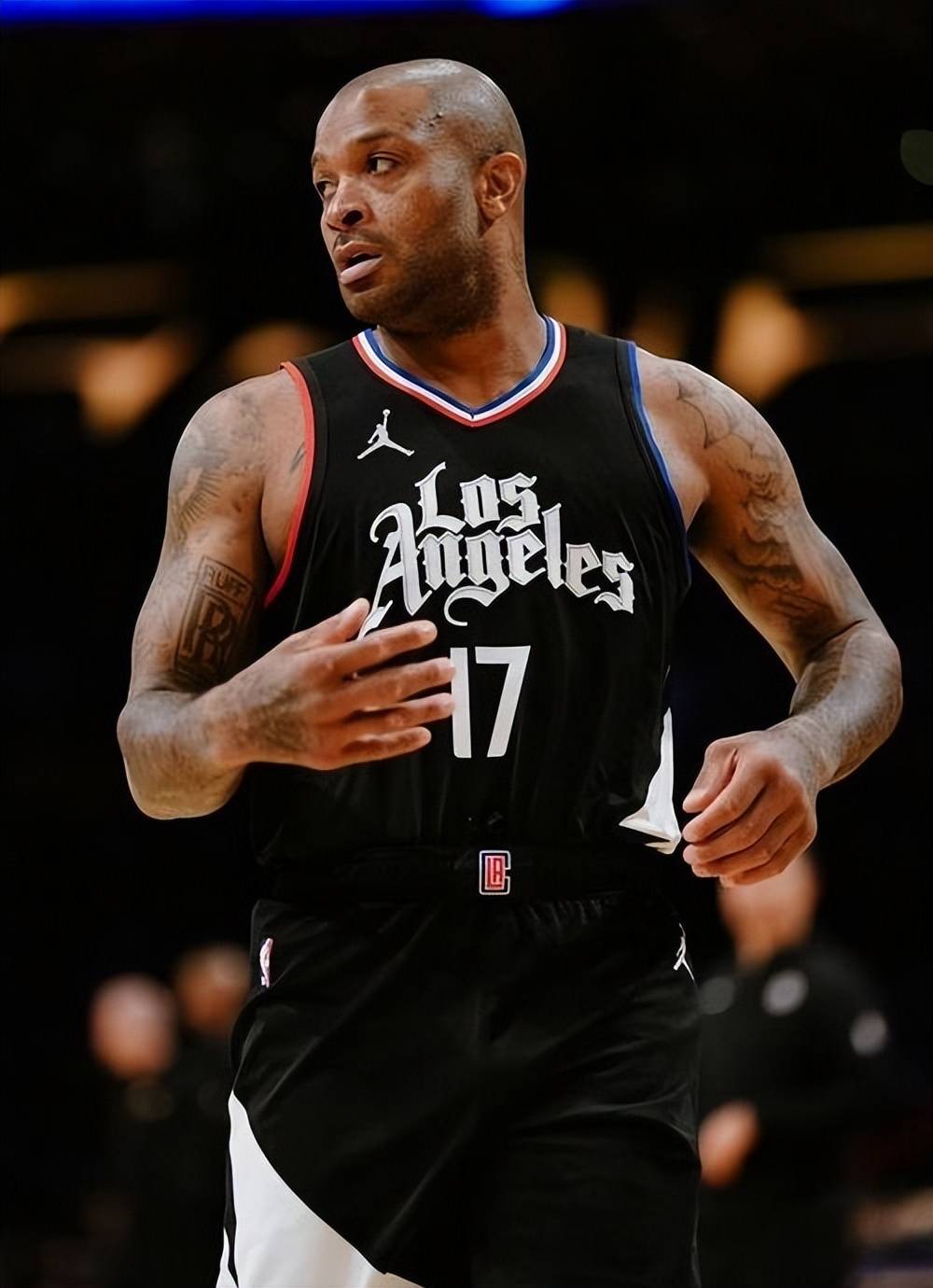 快船轻取奇才,哈雷尔关键时刻发威 快船轻取奇才,哈雷尔关键时刻发威