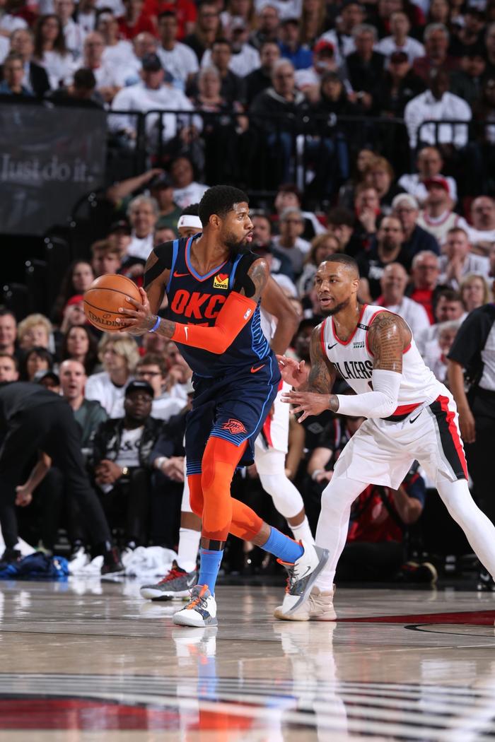 开云体育亚洲官网-开拓者主场大胜活塞，利拉德三分球助阵领先