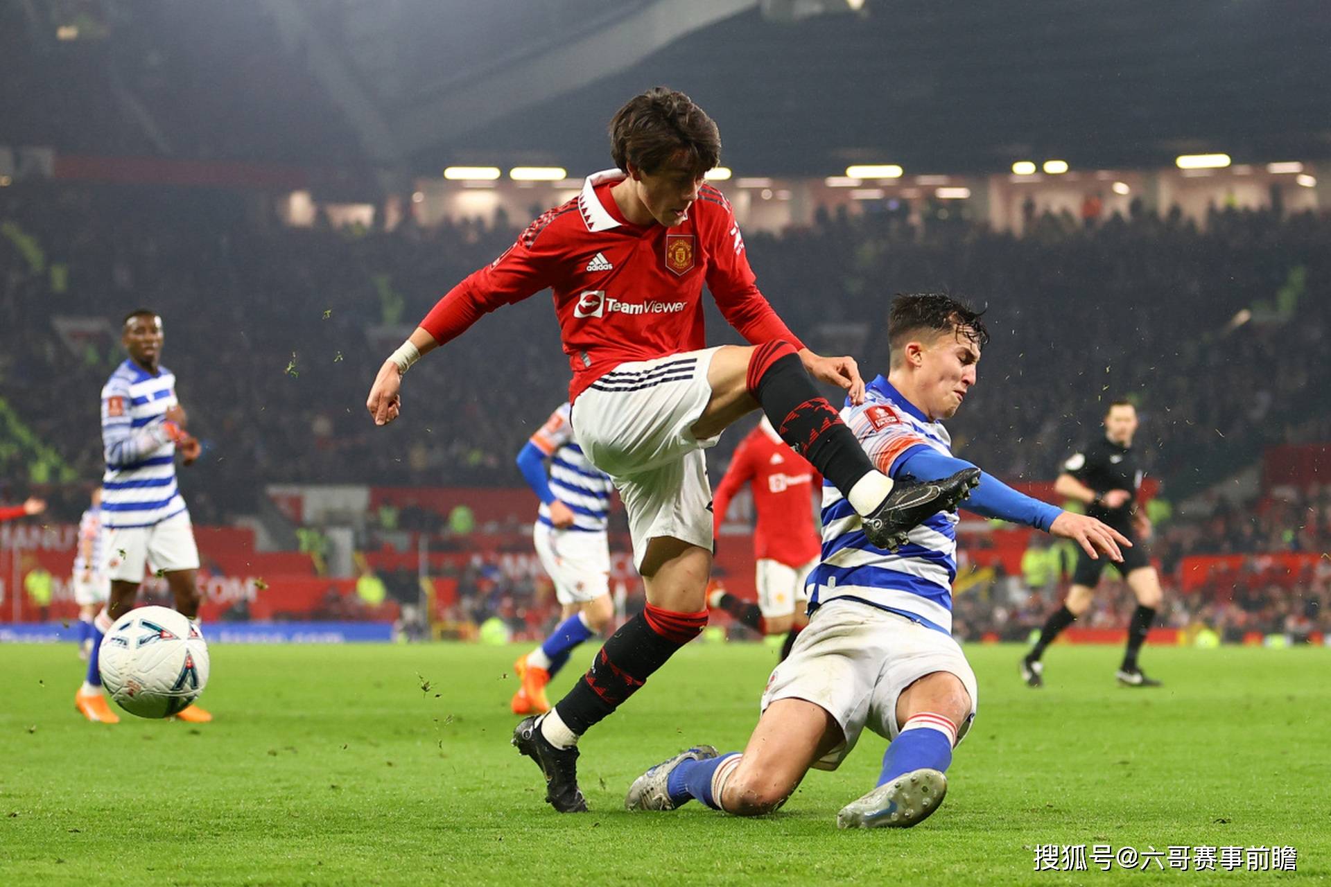 开云体育平台-关于阿斯顿维拉主场逼平沃特福德，难以取胜的信息