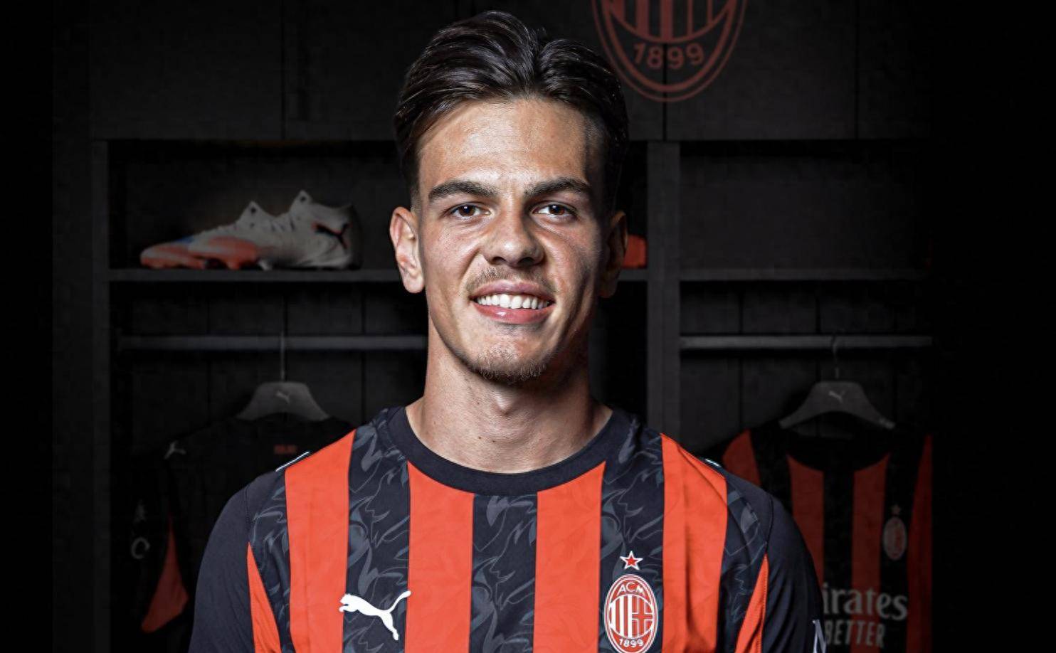 AC米兰积分领先，目标冲击冠军的简单介绍