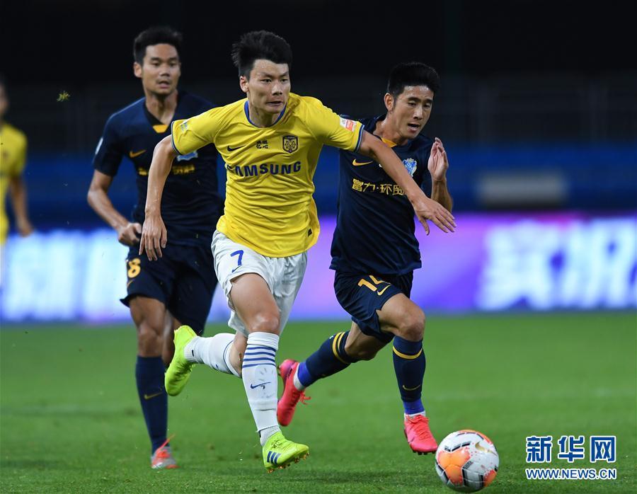 苏宁客场不敌富力，失分不多，仍在榜首