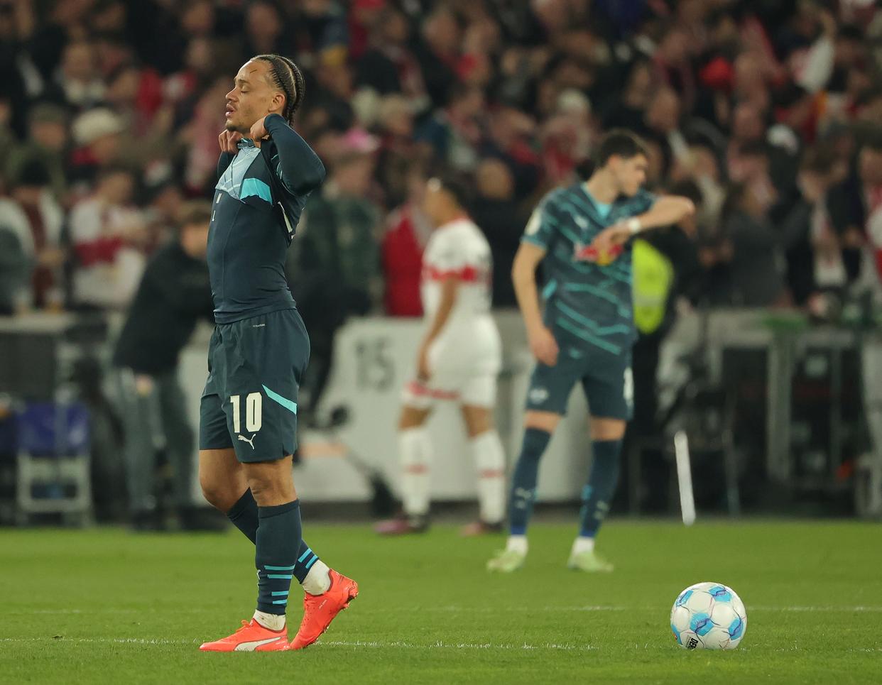 开云体育官方入口-斯图加特客场逼平，表现令人瞩目的简单介绍