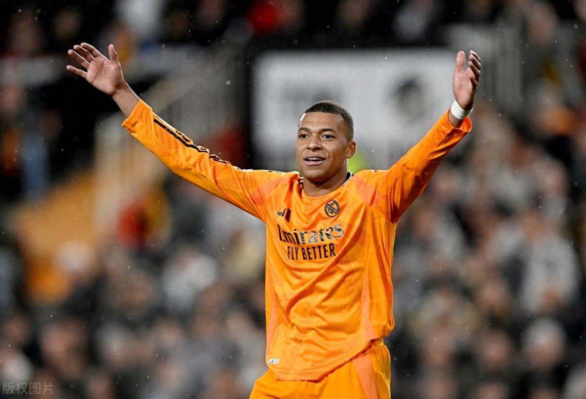 瓦伦西亚队在国际比赛中大获胜利 瓦伦西亚队在国际比赛中大获胜利