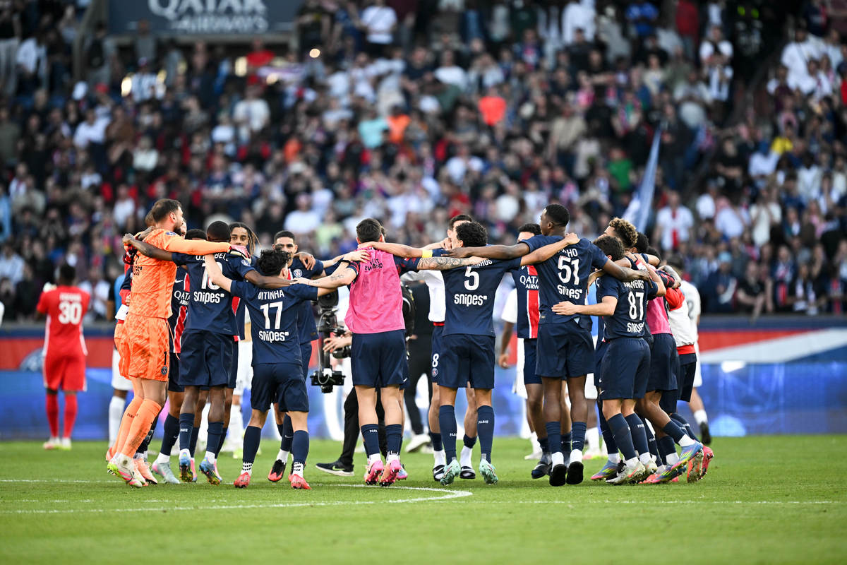 开云体育app-包含里尔主场惨遭逆转，前景不容乐观的词条