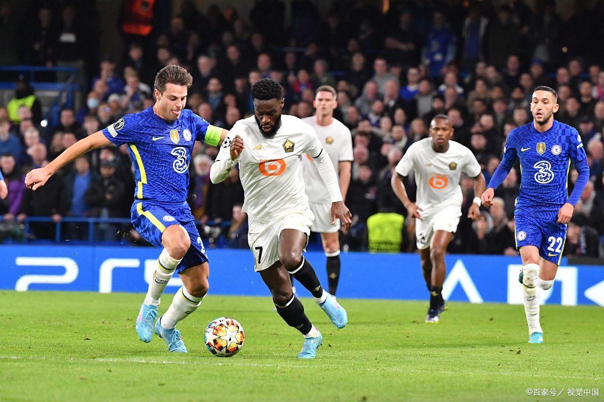 包含里尔主场惨遭逆转，前景不容乐观的词条