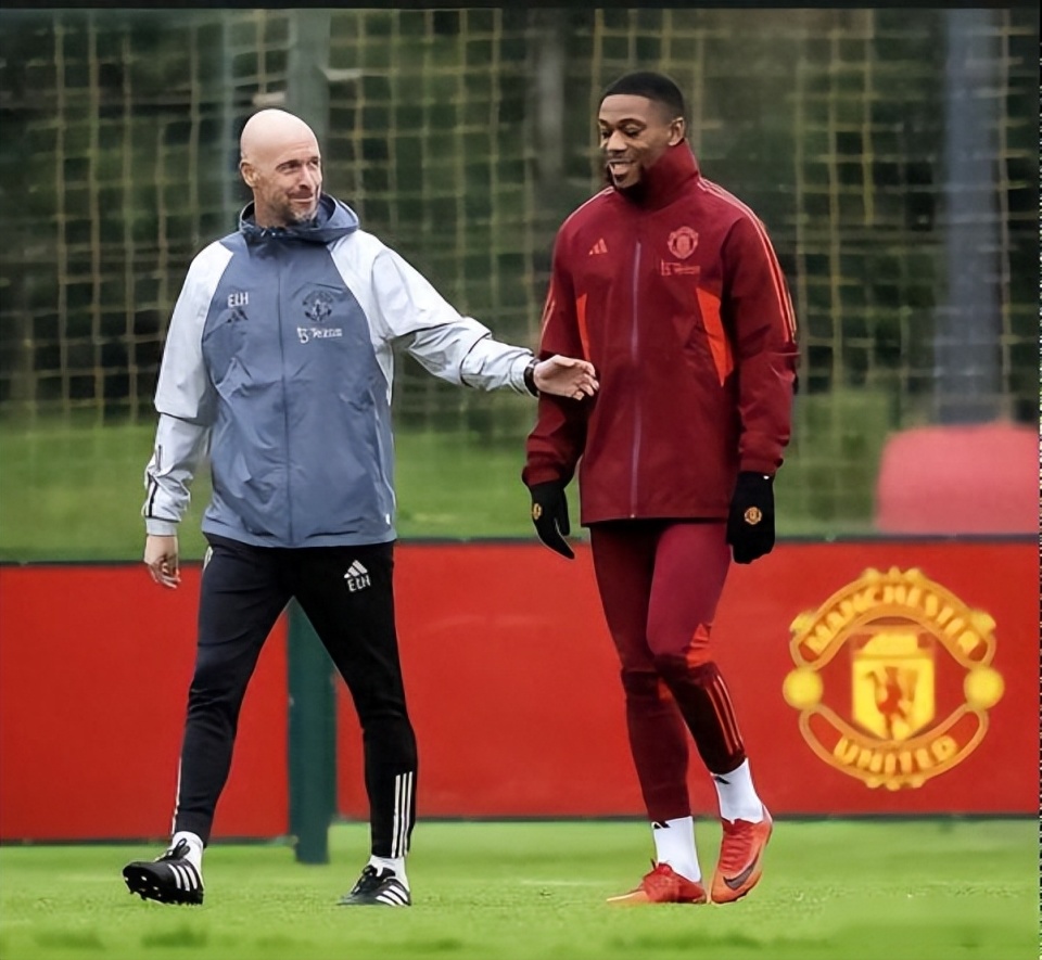 利物浦逼平曼联，马夏尔助攻惊呆全场，红魔不败之志的简单介绍